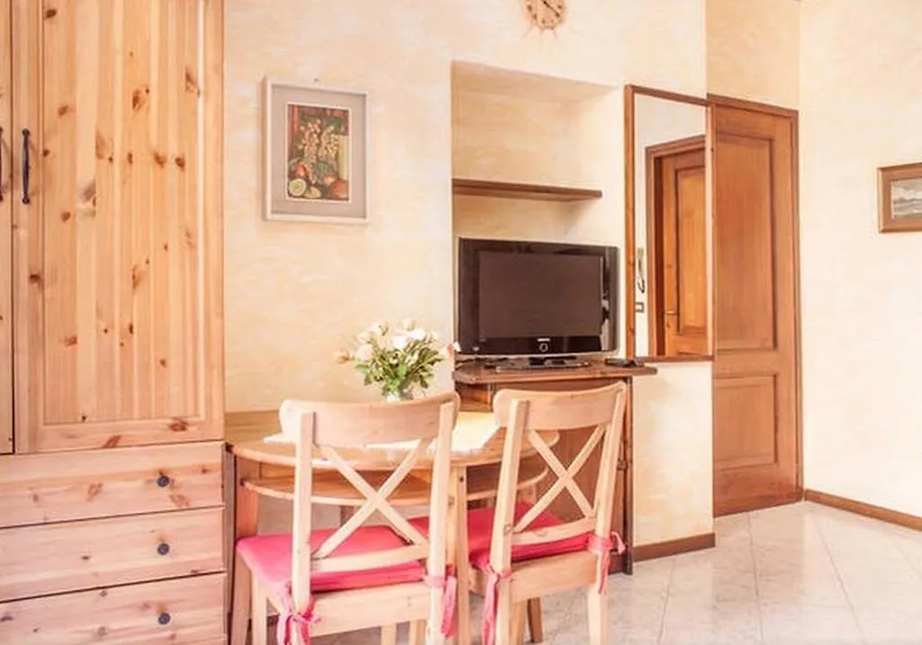 Il Pontile - Historic Center By Villavistalago Bellano Apartment
