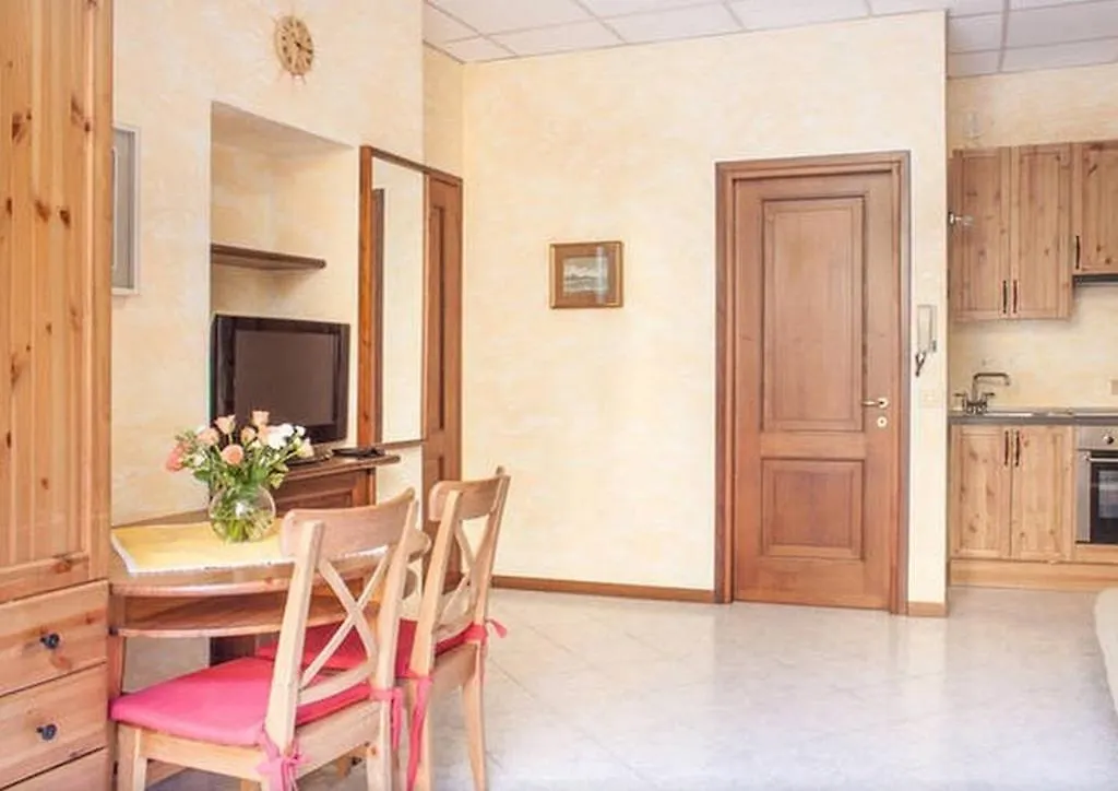 Apartment Il Pontile - Historic Center By Villavistalago Bellano